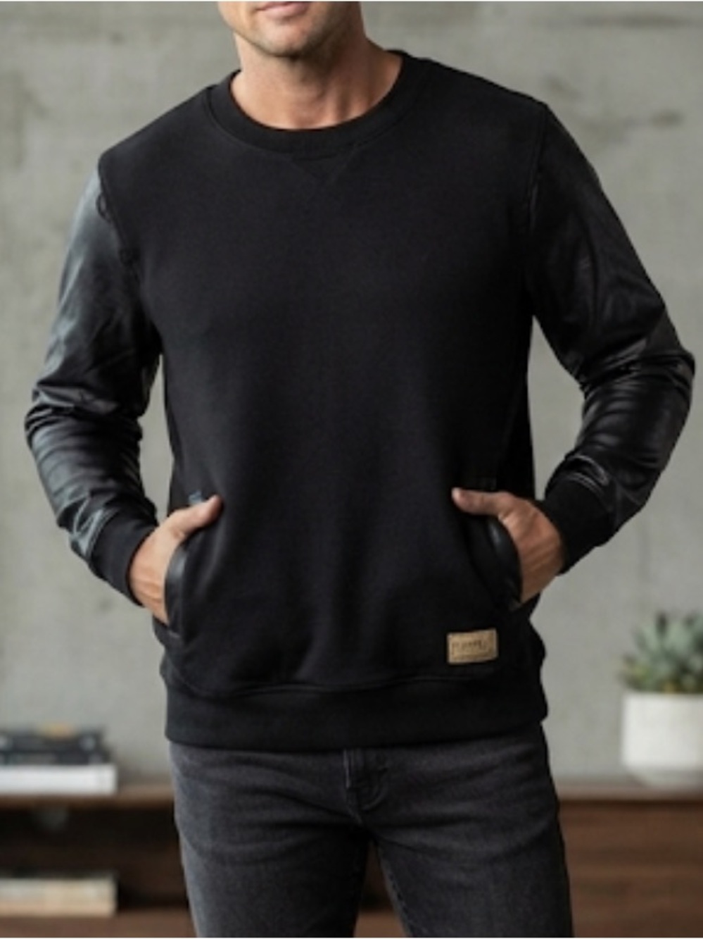ENTREE LS Men’s Mixed Media Sweatshirt Black Faux Leather Pullover Small